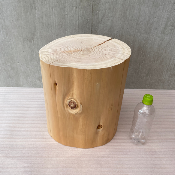 ヒノキ クラック切り株 スツール 丸太 椅子 オブジェ フラワー