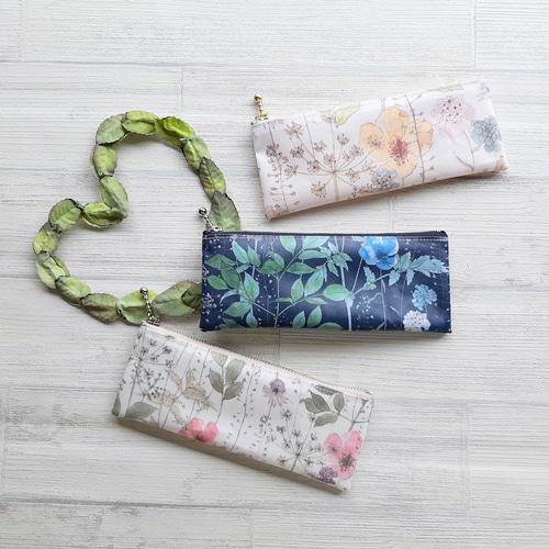 リバティプリントのラミネートペンケース☆イルマ☆コスメポーチ  