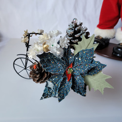 布花（正絹）　お好きにアレンジメントできる卓上クリスマス飾り　ポインセチア ＆ 自転車 9枚目の画像
