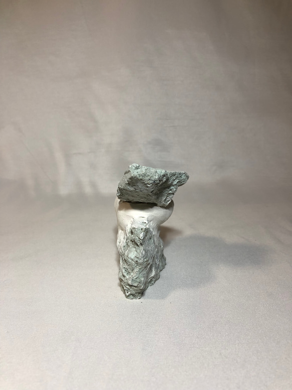 【笏谷石×粘土】stone objet《アクセサリー置き》《オブジェ》 3枚目の画像