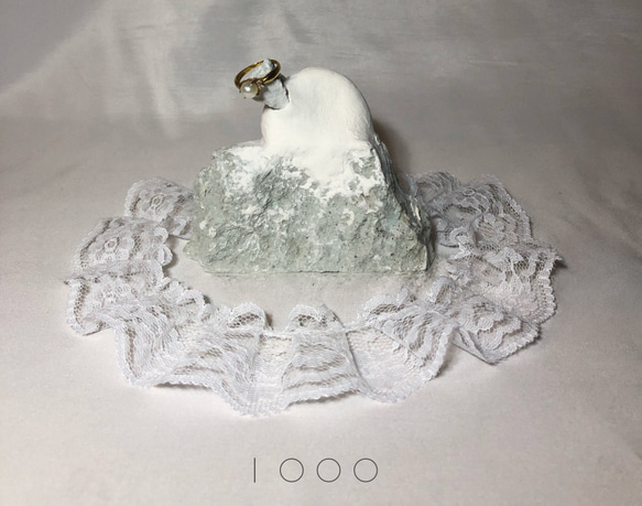 【笏谷石×粘土】stone objet《アクセサリー置き》《オブジェ》 1枚目の画像