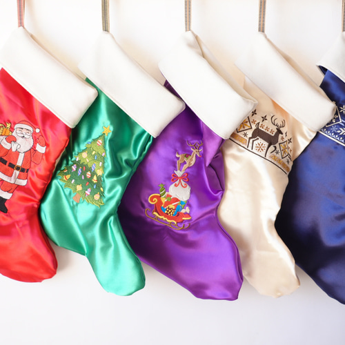 特集掲載】毎年飾りたい刺繍のクリスマスソックス 送料無料 名入れ刺繍
