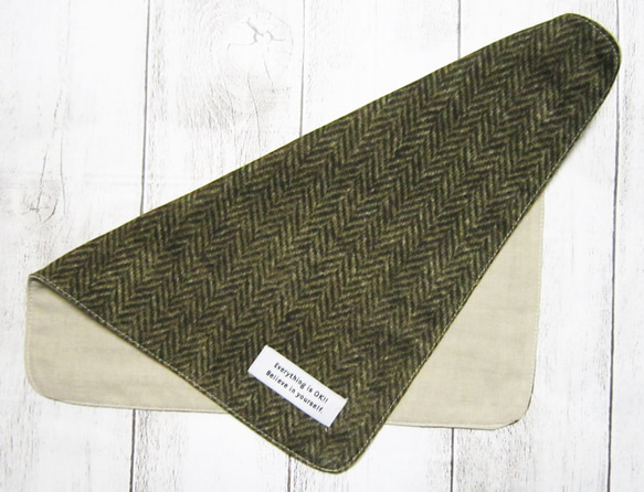 大人のガーゼハンカチ☆渋色ヘリンボーンプリント（秋色）（24㎝×24㎝） 3枚目の画像