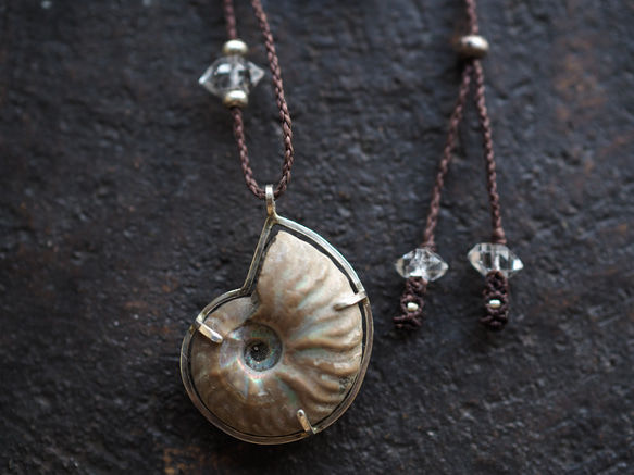 ammonite silver necklace  (woshimonotsuki) 3枚目の画像