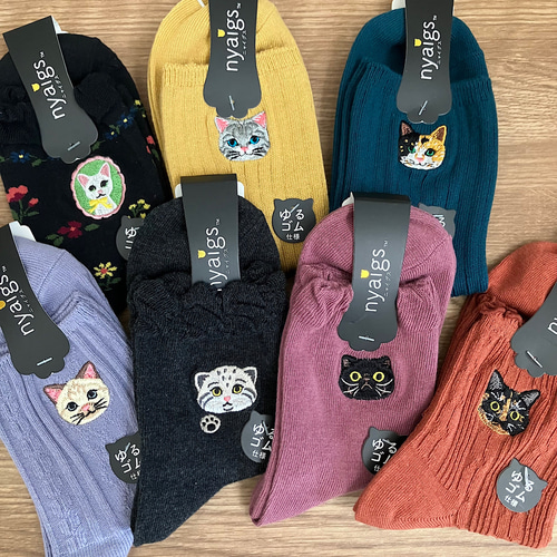 No.596 オーダーマスク　クリスマス　ハンドメイド　靴下　ねずみ　ねこ 毛並みまで感じる猫靴下7匹各1色クリスマスラッピングセット 靴下