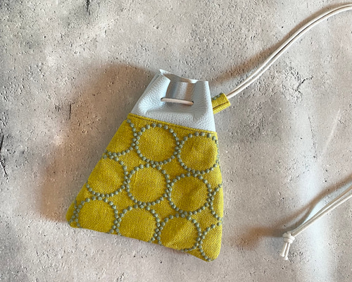 Saleハンドメイド　ミナペルホネン　タンバリン 生地　ポシェット ミナペルホネン☆ポシェットバッグ☆タンバリン☆グレー - メルカリ