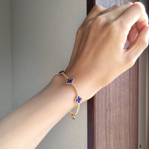 四つ葉のクローバーブレスレット＜ラピスラズリ＞ ブレスレット
