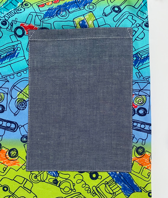 働く車×グラデーション☆100〜110こどもエプロン、三角巾、巾着3点セット　 5枚目の画像