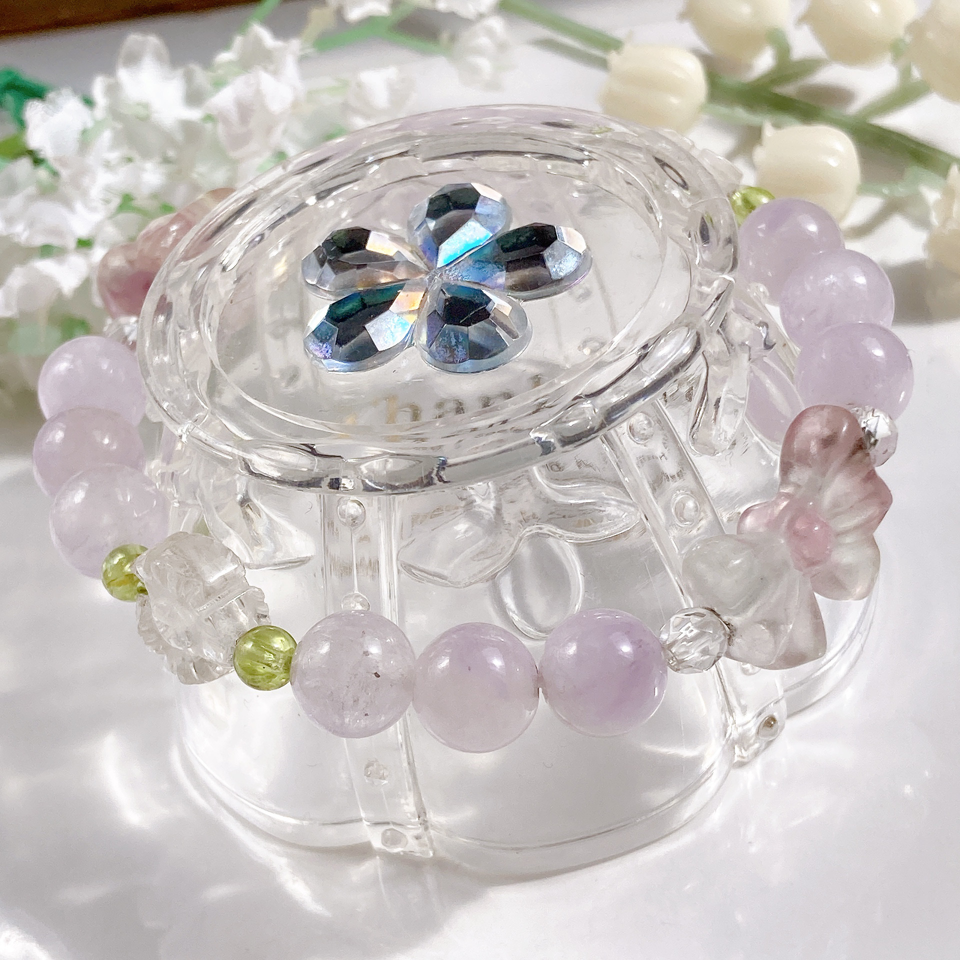 ˚✧₊⁎一点物˚✧₊⁎フローライトうさぎちゃんリボン水晶お花天然石ブレスレット｜詳細画像