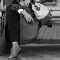 「帆布x皮革組合」很受歡迎！扣環包 手工皮革 2way 單肩包 第17張的照片