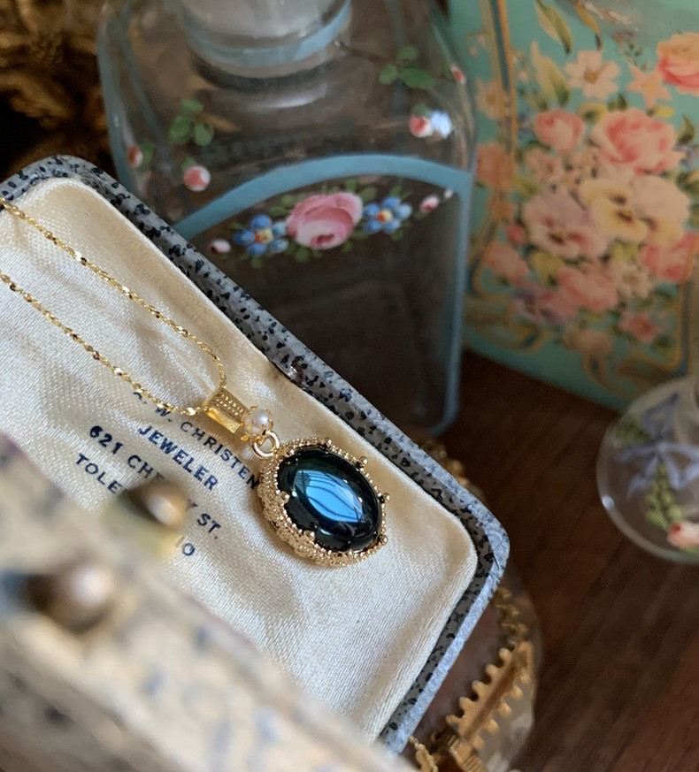 ロンドンブルー ウエスタン アンティーク オールド グレーズド レトロ ガラスストーンネックレス アート 青