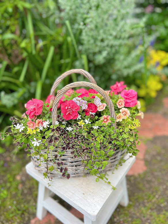 大人気♡贈り物】ギャザリング寄せ植えバスケット アートフラワー 癒し