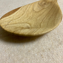 チェストナット(栗の木)で作ったスプーンターナー 2枚目の画像