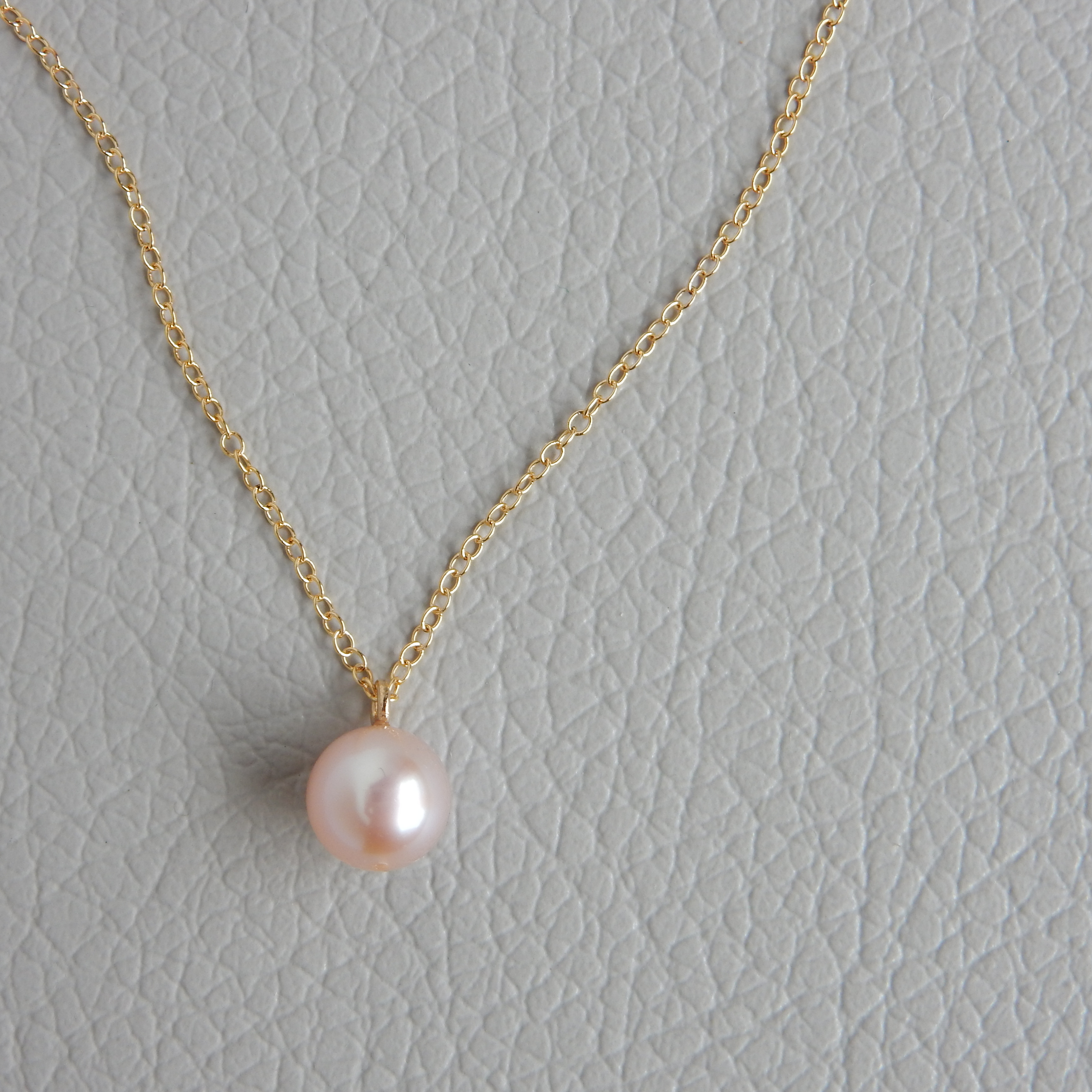 〖高品質ラウンド6.5mm/ピンク〗淡水パール一粒ネックレス14kgf【1215】