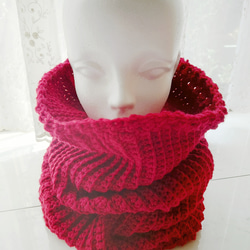 【再販】くしゅくしゅ ネックウォーマー 赤 レッド 編み 手編み 編み物 1枚目の画像