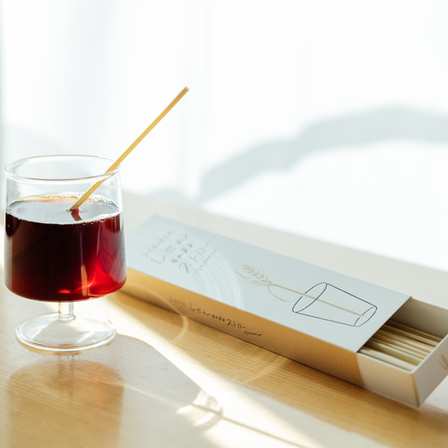 無農薬のライ麦でできた「しぜんそのままストロー」 chemical-free rye
