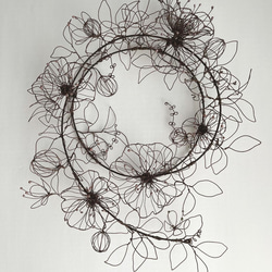 茶色のワイヤーリース 二重巻き 横幅約30cm ワイヤーアート リース