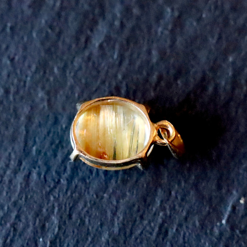 【極上品】超透明　ゴールドルチル　ペンダントトップ　豪華　K18使用 極上品】超透明 ゴールドルチル ペンダントトップ 豪華 K18使用