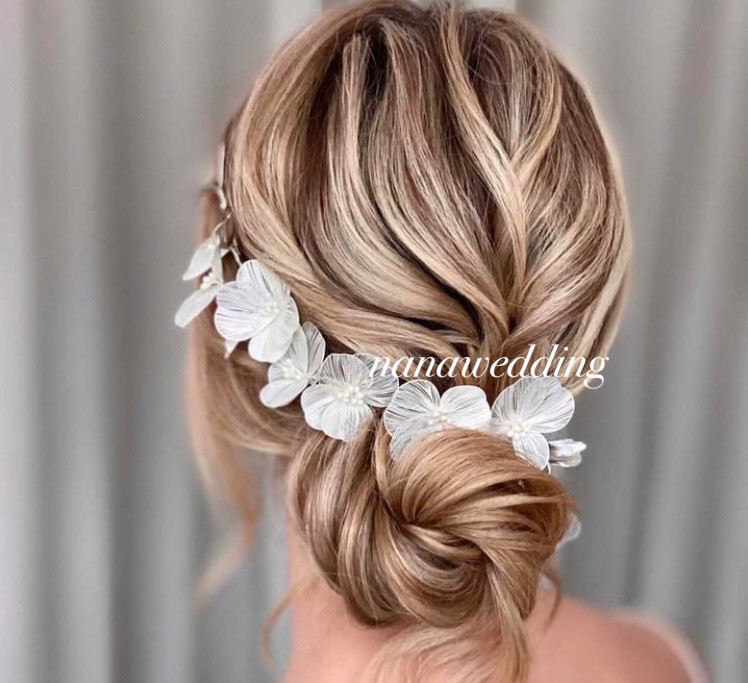 ウエディング ヘッドドレス フラワー　髪飾り ボンネ ティアラ 高品質