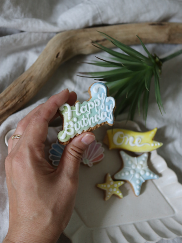 【お誕生日】バースディケーキ用オーガニックアイシングクッキー　車スマイル　／スマッシュケーキ 3枚目の画像