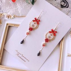 白雪姫 雪とリンゴのジルコニアピアス／イヤリング ピアス（フック