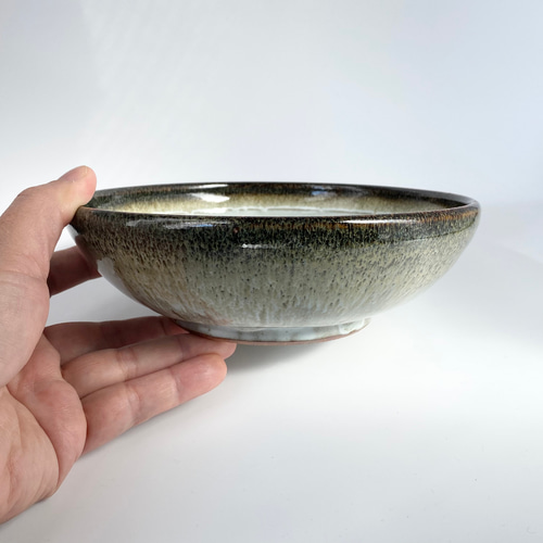 白い花模様の中鉢 そうめん鉢 煮物鉢 【手仕事 民藝 和 陶器