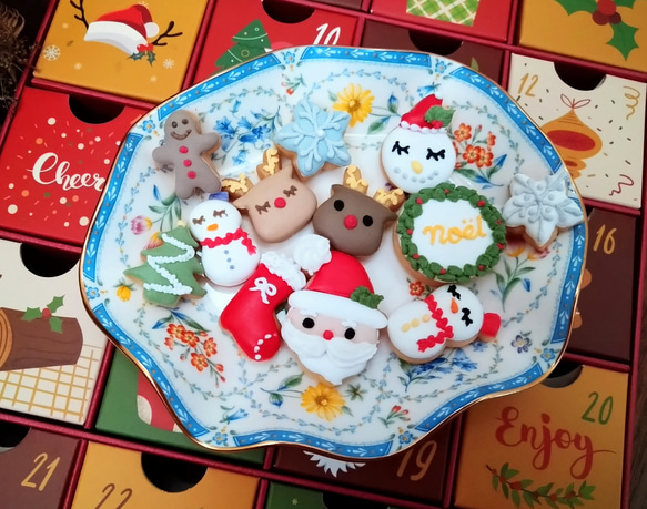 『Creema限定クリスマス2023』※クリスマスのミニアイシングクッキー　クッキー缶※身体に優しい!ケーキの飾りにも 12枚目の画像