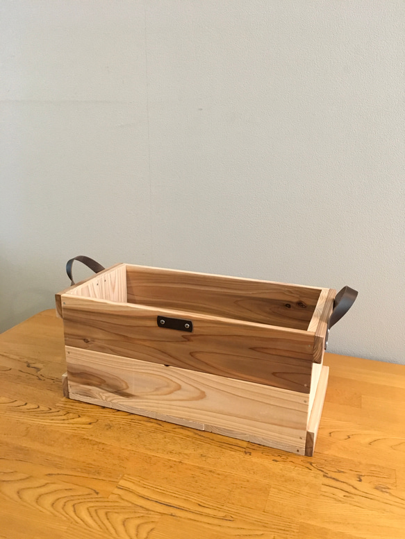 がさっと入れられる木箱(Mサイズ／持ち手付き) フリーボックス
