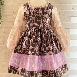 子供服　ネコ‍＆うさぎ　ビショップスリーブワンピースドレス　チャコール✖️パープル　110サイズ　女の子　服 3枚目の画像