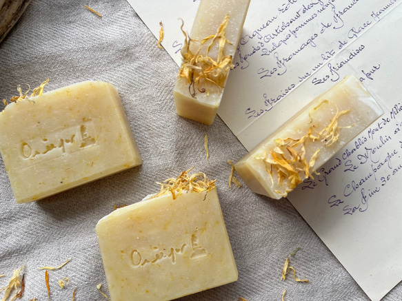 【人気No.10】カレンデュラ石鹸　Calendula Soap オーガニック 雑貨石鹸【1個】 3枚目の画像
