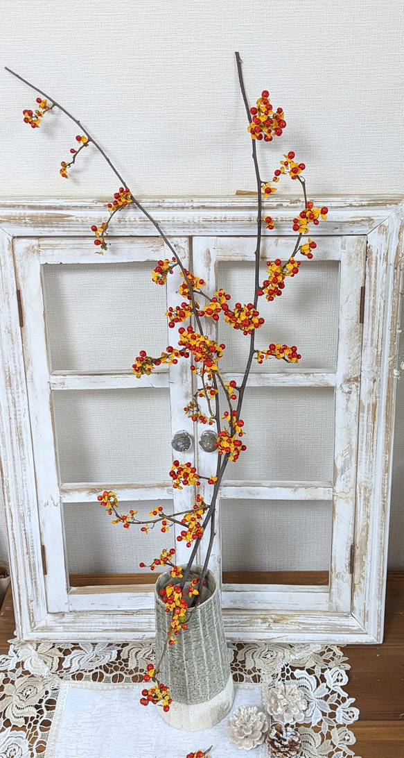 ツルウメモドキ 大枝 オレンジの実 長さ約60cm2本 ドライフラワー 秋冬