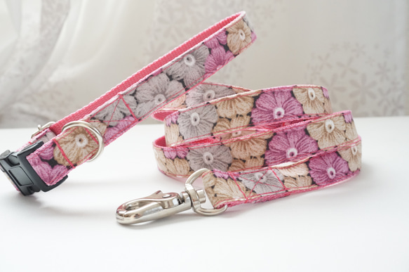 かぎ編み風＊犬用首輪（１５／２０ｍｍ幅）　オーダーメイド　子犬　小型犬　中型犬　花柄　小花 6枚目の画像