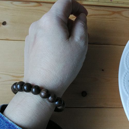 ウッドビーズブレスレット（ダークブラウン） ブレスレット dogs 通販