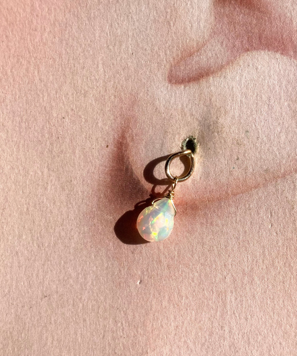 *14kgf*Ethiopian Opal Stud Earrings エチオピア産ウェロオパールスタッドピアス 3枚目の画像