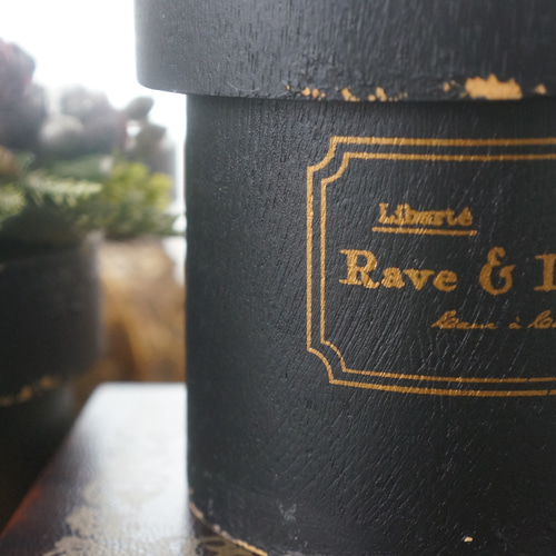 木製ハットボックス・ブラックS（シャビー・クリスマス