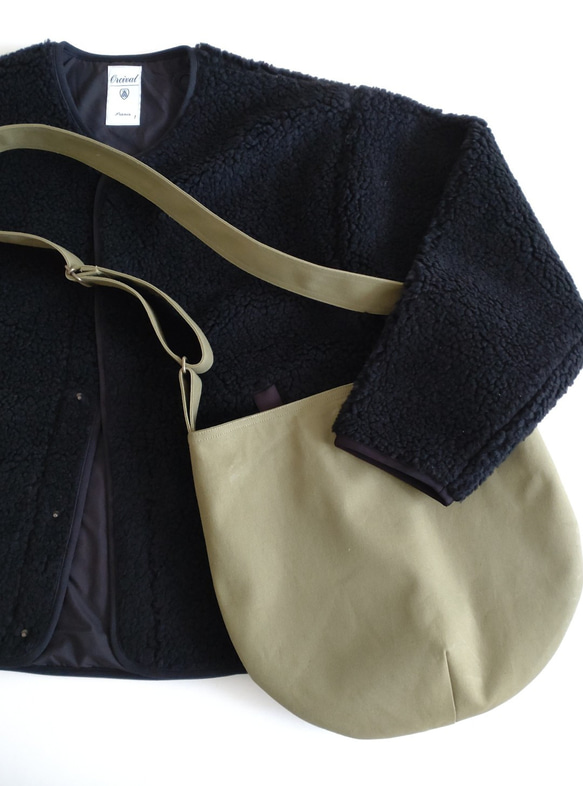 帆布のショルダーバッグ　サコッシュ　/ オリーブ 5枚目の画像