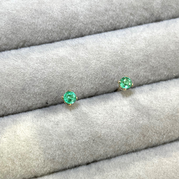 noble green ... emerald pierce 14kgf 1枚目の画像