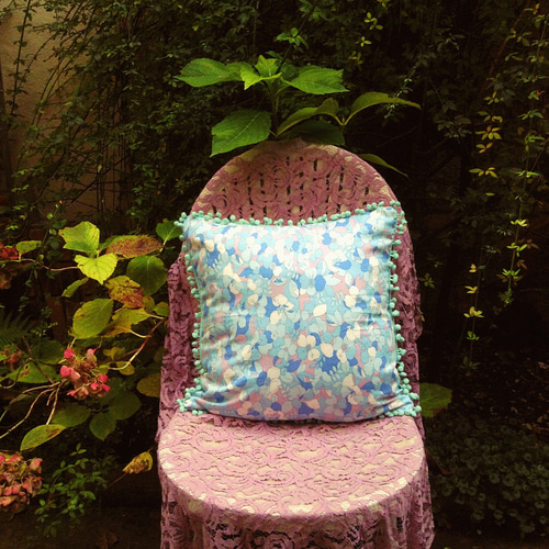 マリア様 クッションカバー made in France フランス製 WHITEx RED  