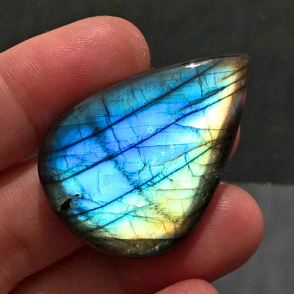 ラブラドライト[639] 38x27mm 57Cts 天然石 / カボション / ルース