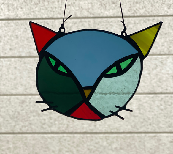 チビ猫(=ΦωΦ=)《猫サンキャッチャー》ステンドグラス⚫︎猫の日2023 1枚目の画像