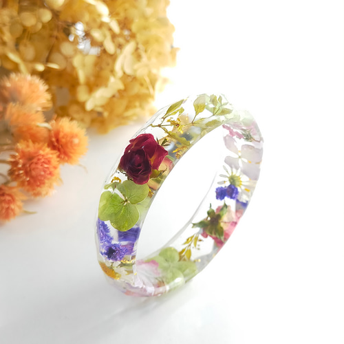 ボタニカルな薔薇と紫陽花の多色バングル〜 パープル クリア 透明