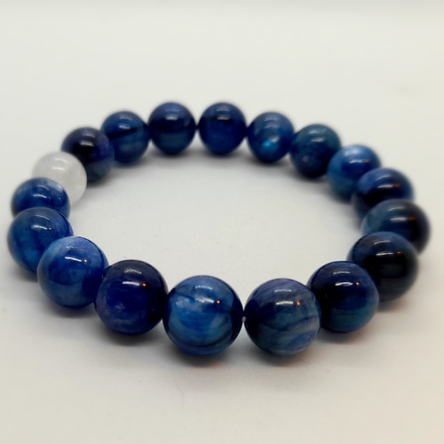 送料無料】高品質カイヤナイト☆真の自立を促す☆カイヤナイト他