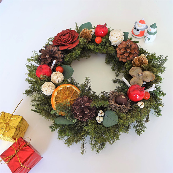 30cm毎年飾れるクリスマスリース(プリザーブド） 3枚目の画像