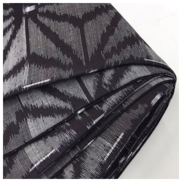 美品　上質　正絹　半幅帯　紬　麻の葉模様　黒グレー　長尺　4204センチ　 4枚目の画像