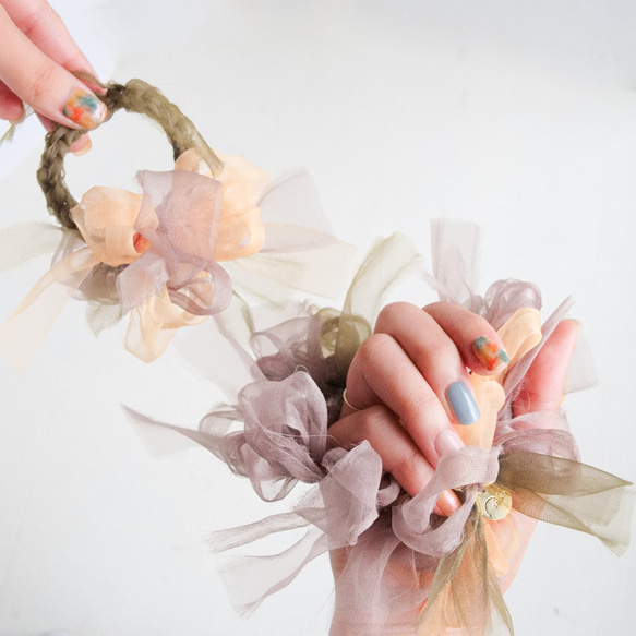 mini｜キンモクセイ｜咲き編みシュシュ 6枚目の画像