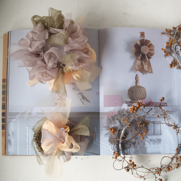 mini｜キンモクセイ｜咲き編みシュシュ 7枚目の画像