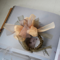 mini｜キンモクセイ｜咲き編みシュシュ 8枚目の画像