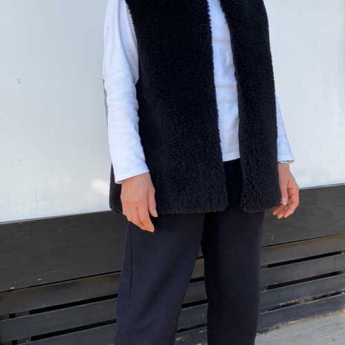 ブラック再再再販❤️‍ボアベスト 裏地→コットン100%で軽くて暖かい