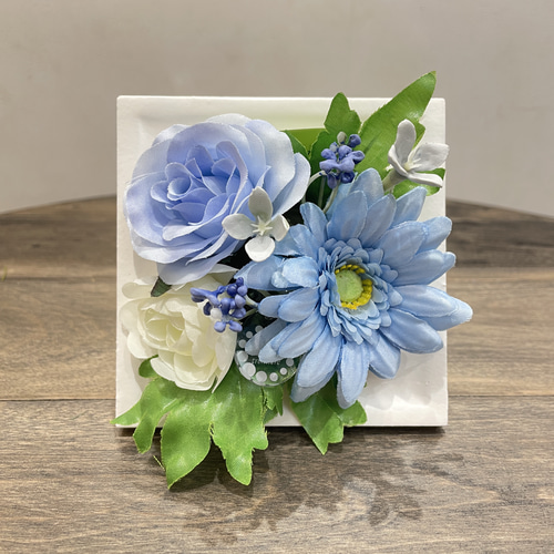 消臭効果のあるお花【カタリーヌフラワー】ミニフレームアレンジ