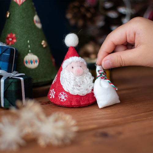 選んで飾ろう】ちいさなクリスマスフレンズ サンタさん・トナカイくん